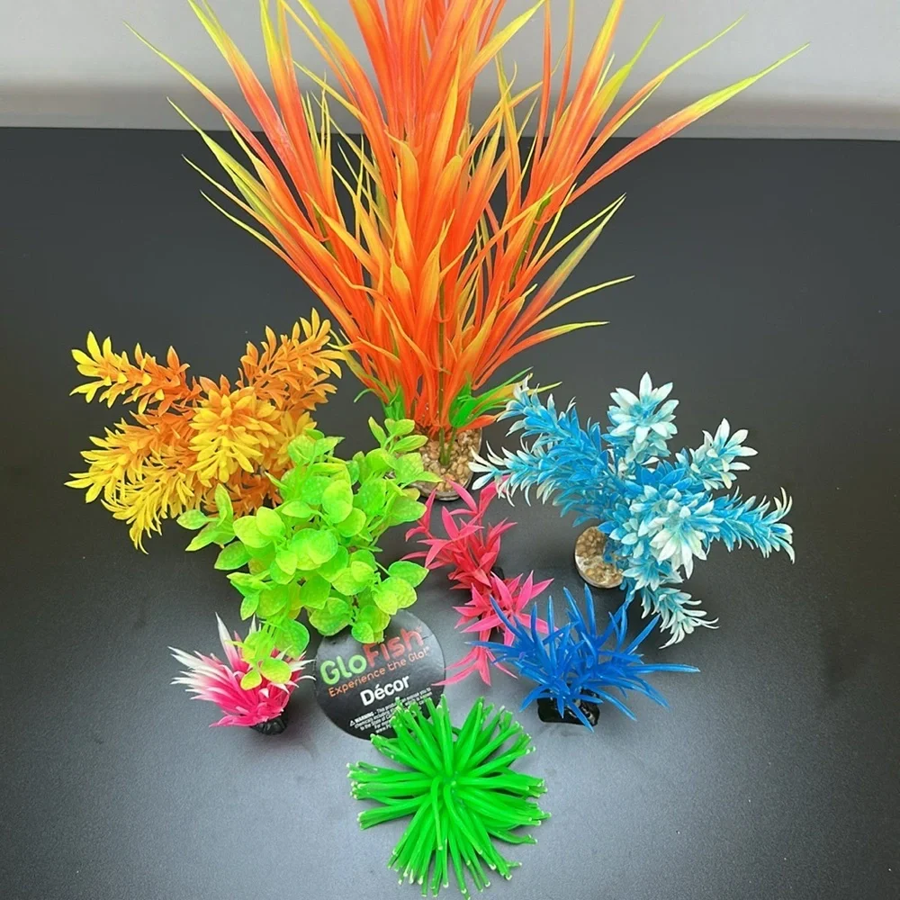 GloFish Aquarium Plant & Assortment Lot of‎ 8